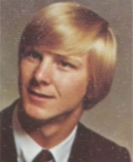 Yearbook portrait of Bob Goede