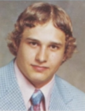 Yearbook portrait of Bob Greist